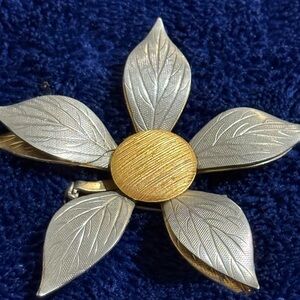 Vintage Two Tone Silver Gold Textured Leaf Flower Brooch Pin Floral Accessory